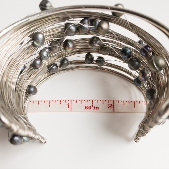 Wide Wire Wrapped Bangle Cuff Bracelet With Black Peacock Freshwater Pearls NWT - Picture 13 of 14